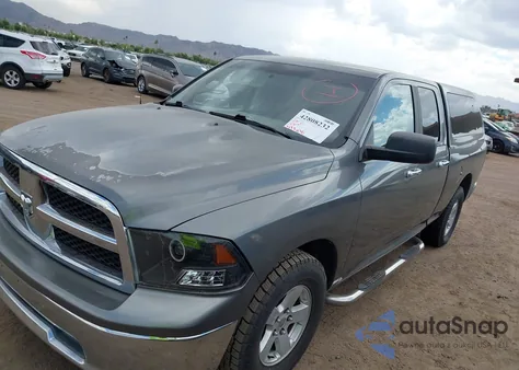 2010 Dodge Ram 1500 z USA, uszkodzony, nr VIN 1D7RB1GT2AF111719